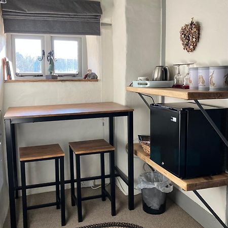 Bed and Breakfast Hares Hideaway At Coed Moelfa Corwen Exterior foto
